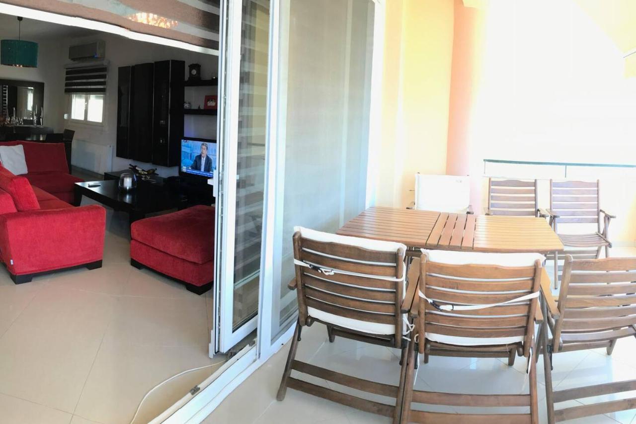 Peramos Luxury Apartment Néa Péramos Exterior foto