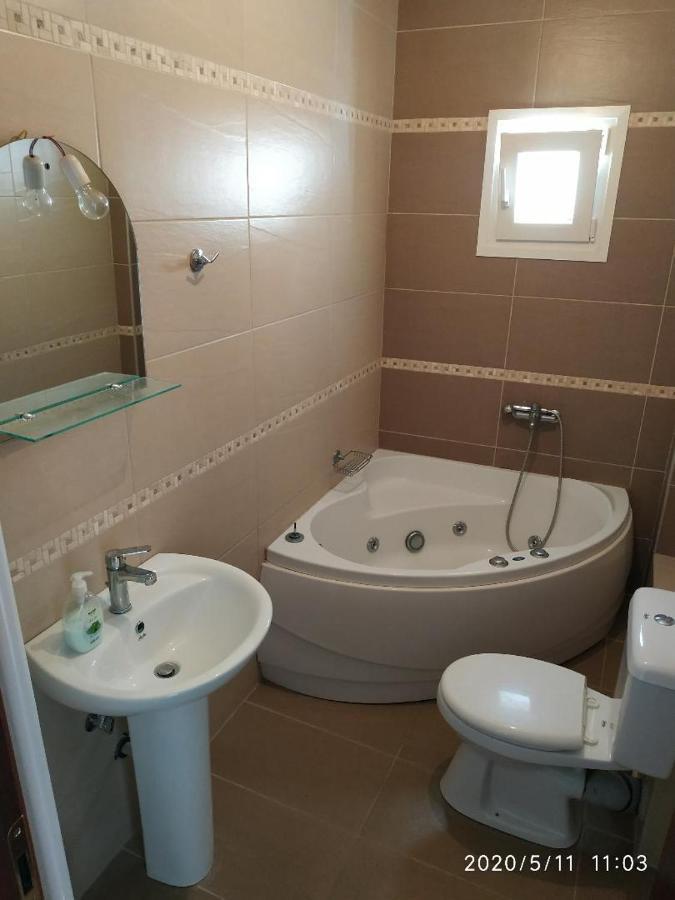 Peramos Luxury Apartment Néa Péramos Exterior foto